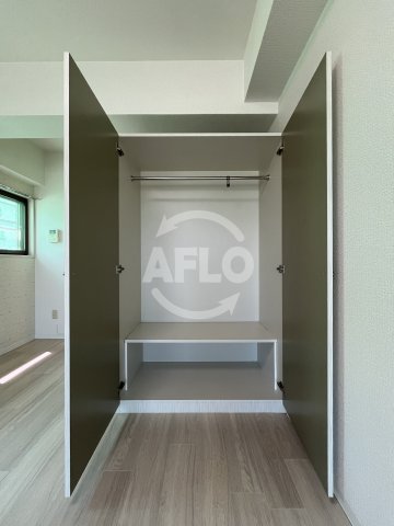 収納　KM江坂　クローゼット