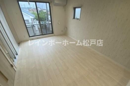 居室・リビング　ゆったりとした居間です