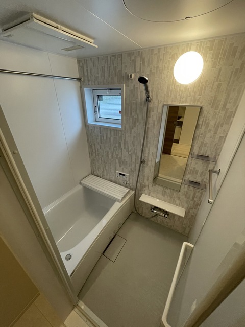 バス・シャワールーム