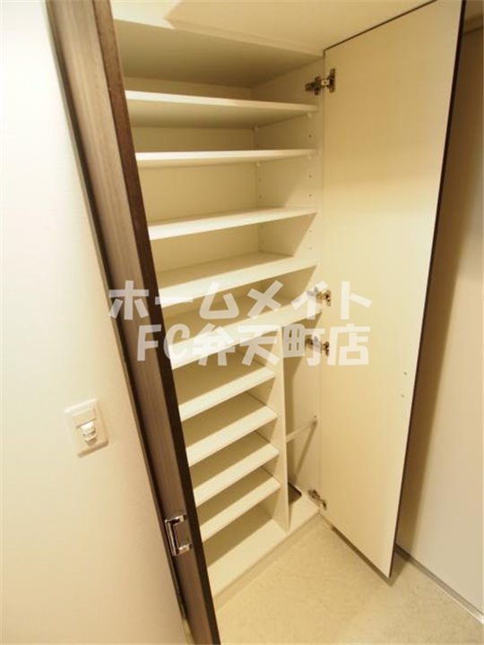 収納　たっぷりとした収納スペースです