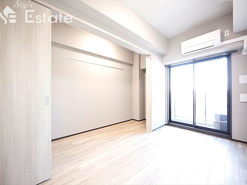 居室・リビング　内装