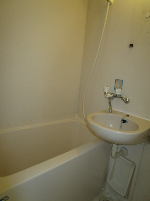 バス・シャワールーム　バス