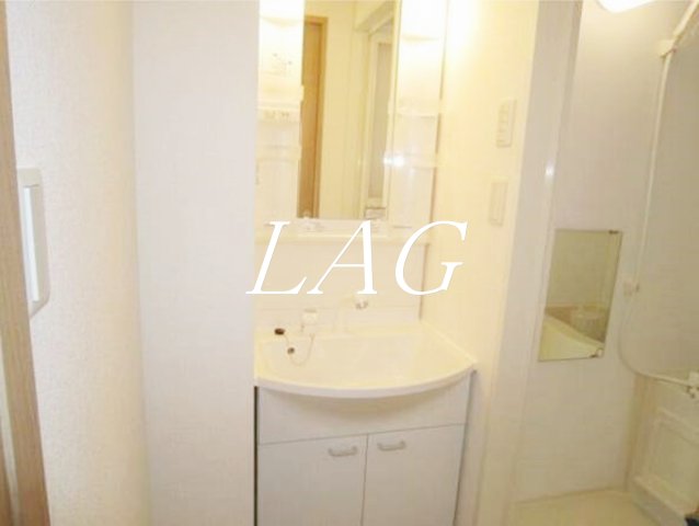 洗面設備　独立洗面台です。