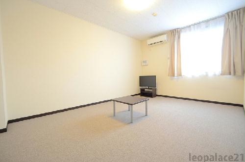 居室・リビング　明るいお部屋で新生活