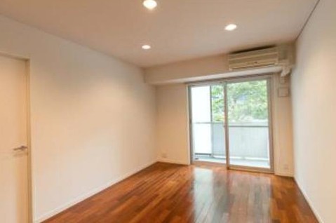 居室・リビング　☆明るい居室☆