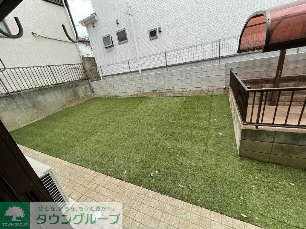 バルコニー　内見の予約先は【タウンハウジング中野店】です★