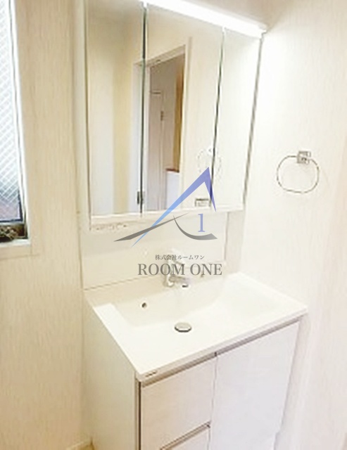 洗面設備　洗面台です。