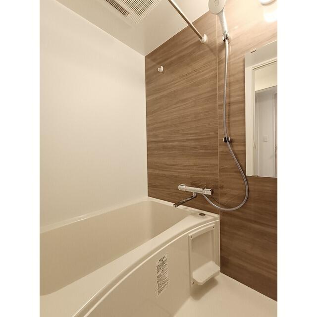 バス・シャワールーム　?