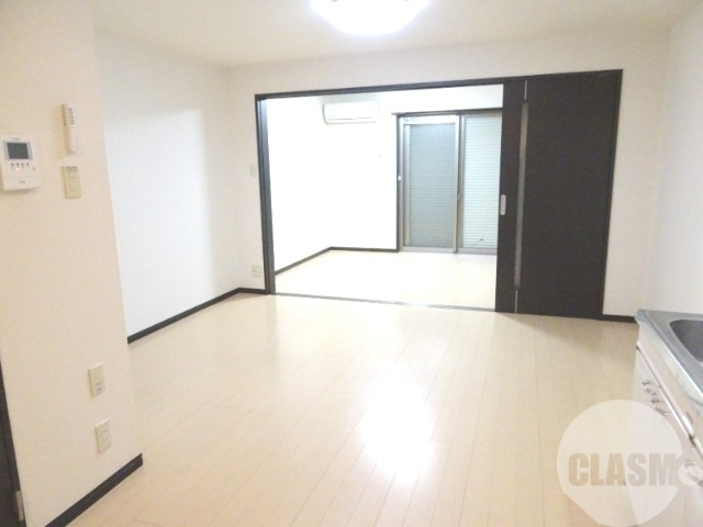 居室・リビング　開放感のあるお部屋です♪