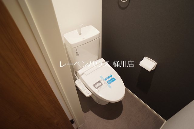 トイレ　レーベンハウス桶川店へ　048-787-5511