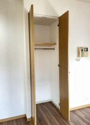 収納　※別部屋の参考写真です。