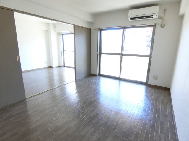 居室・リビング　他のお部屋の参考写真となります。
