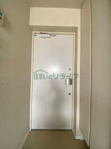 玄関　※参考写真です。別部屋になります。