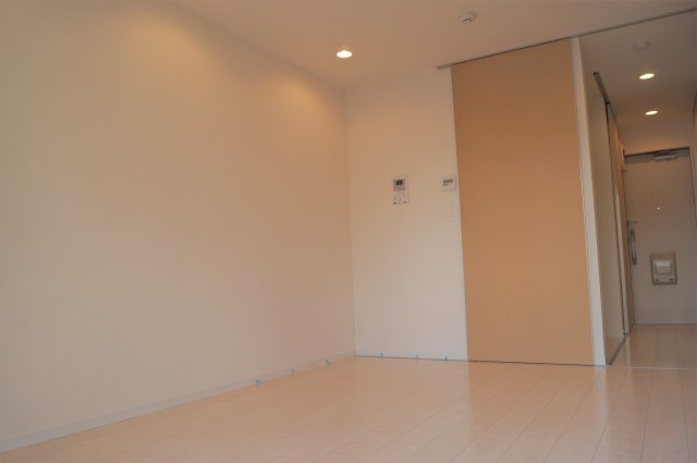 その他部屋・スペース　清潔感のあるフローリングのお部屋です