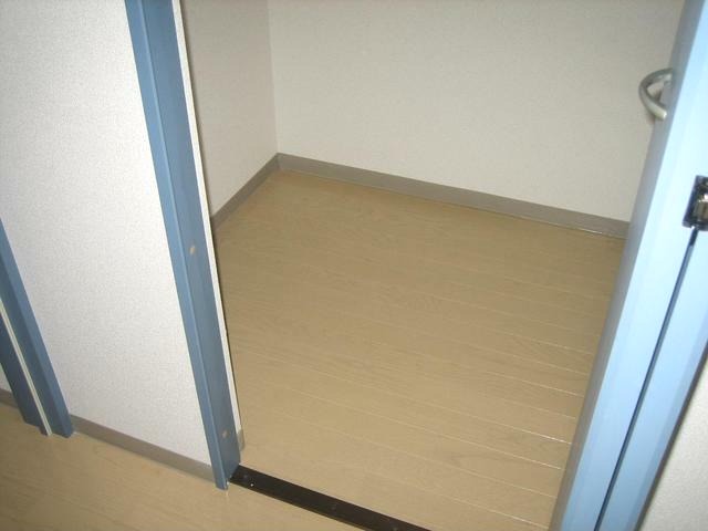 収納　ウォーキングクロゼットで衣類もスッキリ整理出来ます