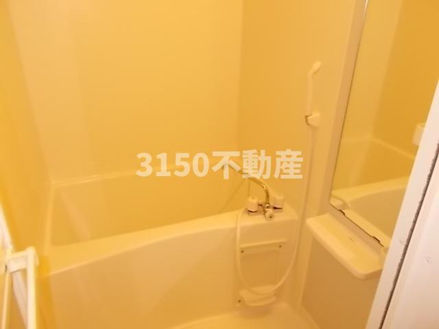 バス・シャワールーム　日々の疲れを癒すお風呂付です
