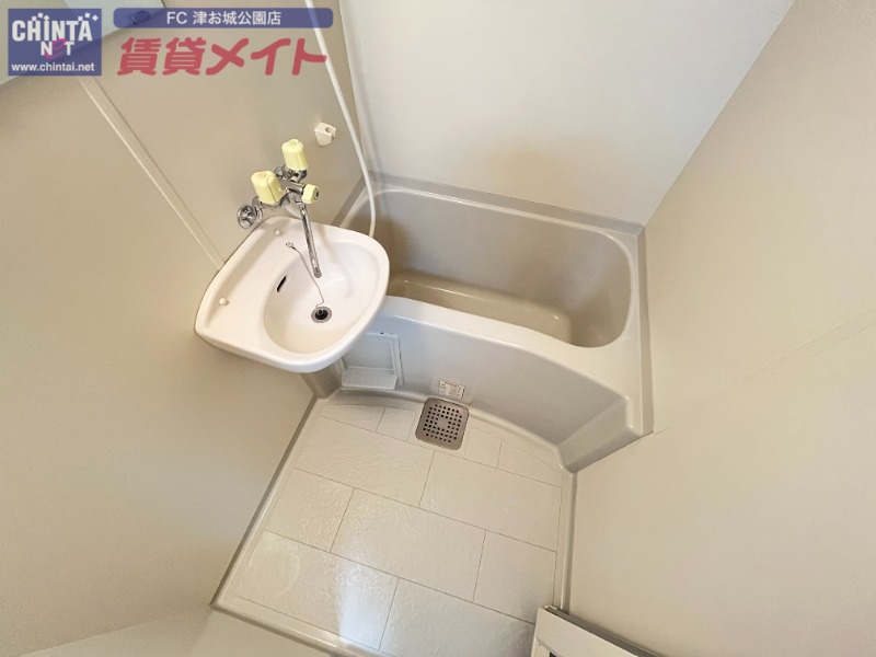 バス・シャワールーム　別部屋画像参考