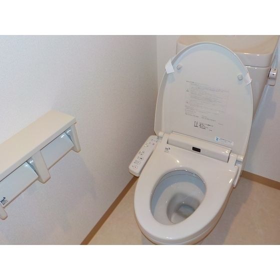 トイレ　※同じ建物別の部屋のお写真になります。