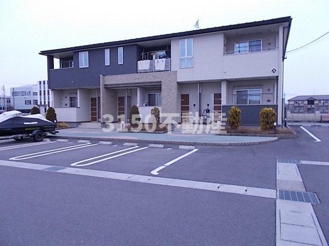 駐車場　駐車場完備です