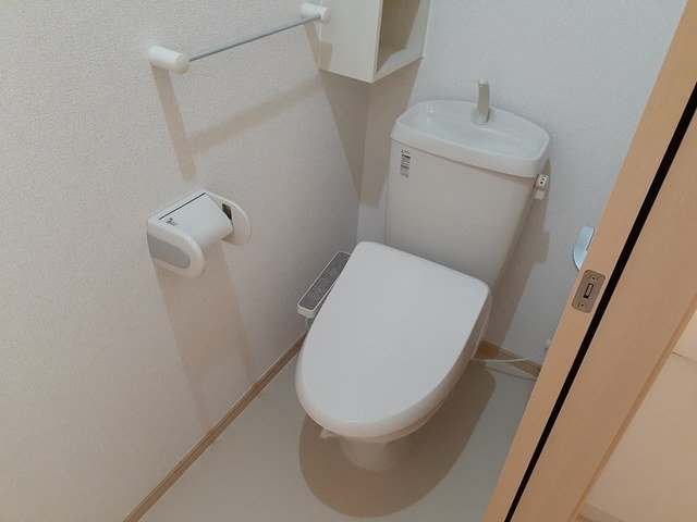 トイレ　コンパクトで使いやすいトイレです