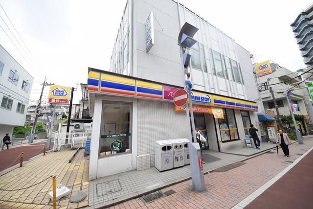 コンビニ　ミニストップ二俣川店（コンビニ）まで323m
