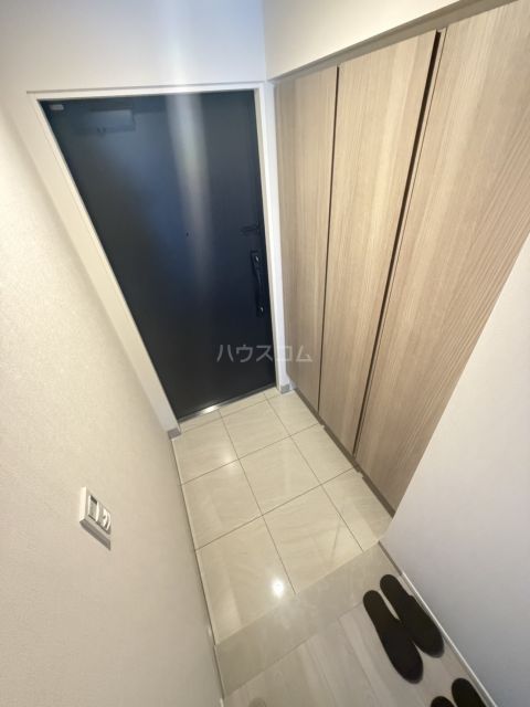 ジオ京都西院の玄関写真