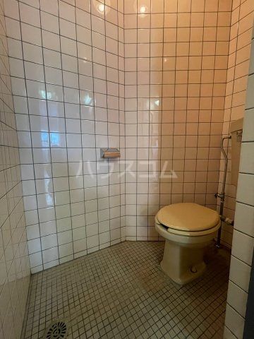 ペントハウス17のトイレ写真