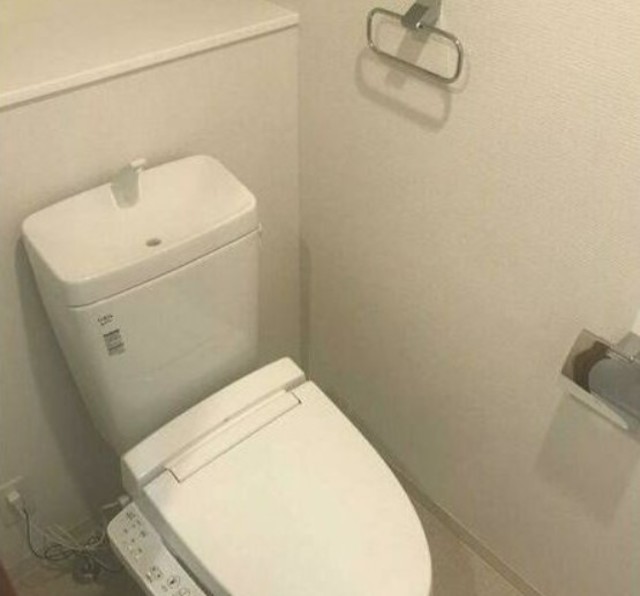 トイレ　別部屋同仕様