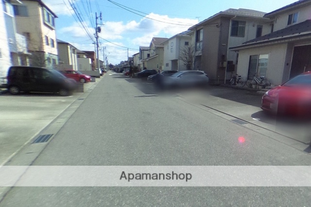 その他　前面道路（その他）まで0m