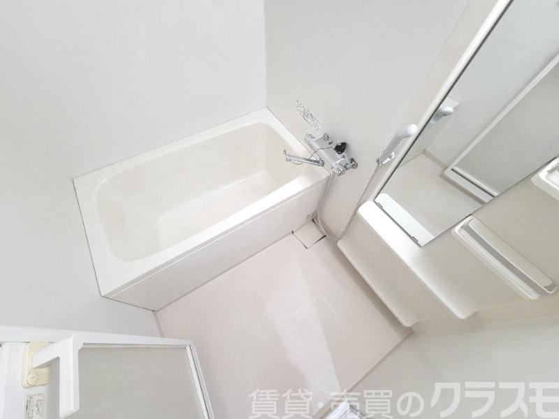 バス・シャワールーム　浴室乾燥機＆追い焚き機能付きバス♪