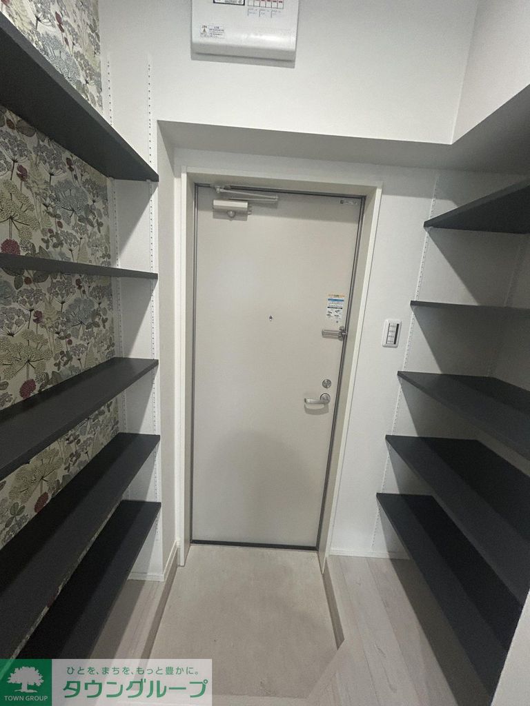 玄関　設備