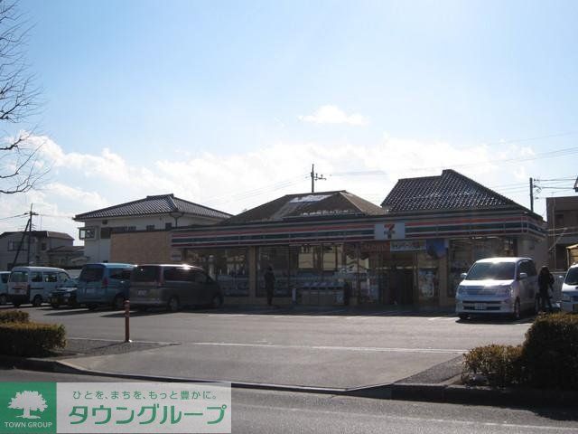 コンビニ　セブンイレブン（コンビニ）まで400m