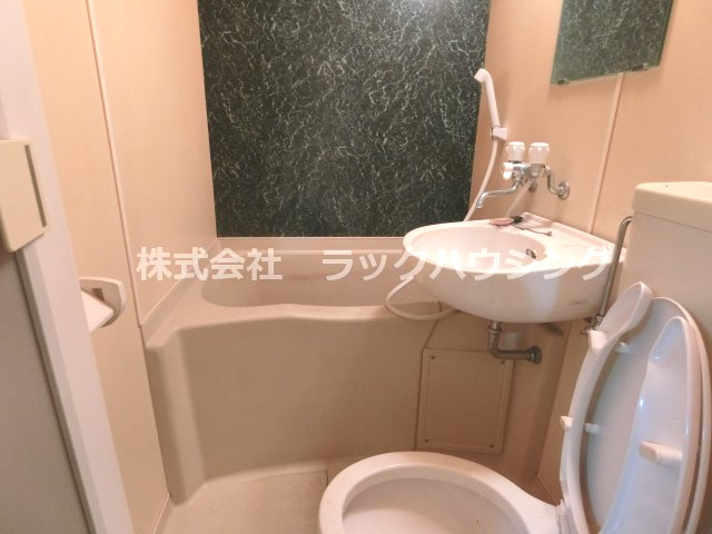 バス・シャワールーム　【お部屋さがしはラックハウジングにお問合せ下さいませ♪】