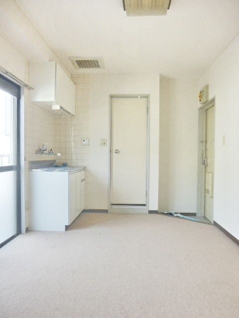 その他部屋・スペース　★窓が大きくて明るいですよ★