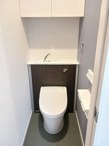 トイレ　清潔感のあるトイレです