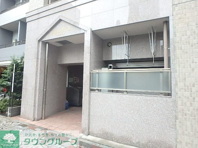 エントランス　★建物入り口前★
