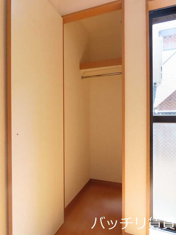 収納　同型タイプの為、現状を優先致します。