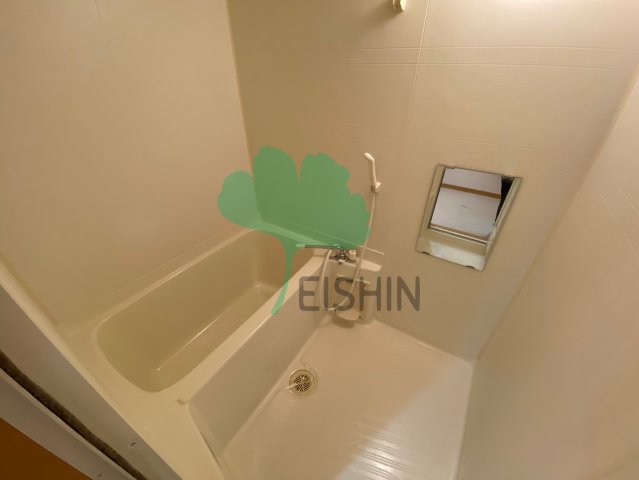バス・シャワールーム　清潔感のある浴室です！