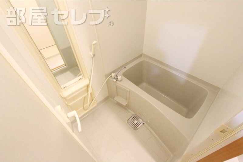 バス・シャワールーム　清潔なリラックス空間。