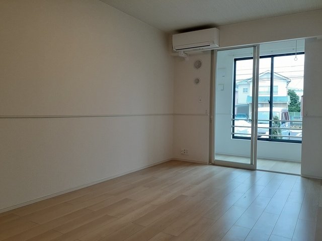 居室・リビング　ゆったりとした居間です