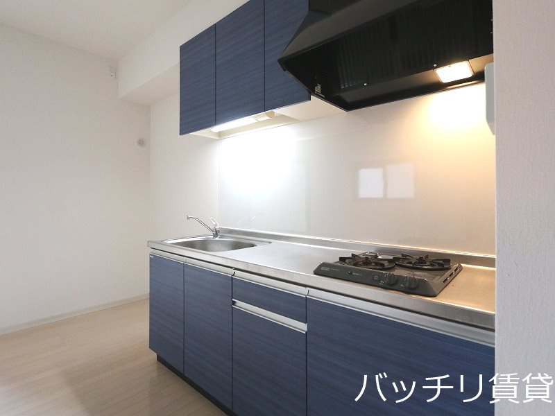 キッチン　室内写真等は別号数の為、現状優先となります。