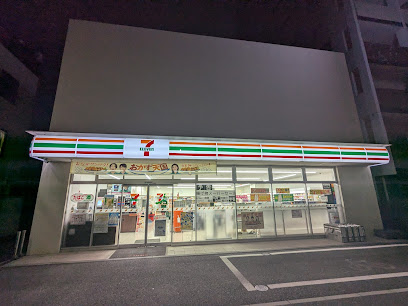コンビニ　セブンイレブン 荒川3丁目店（コンビニ）まで161m