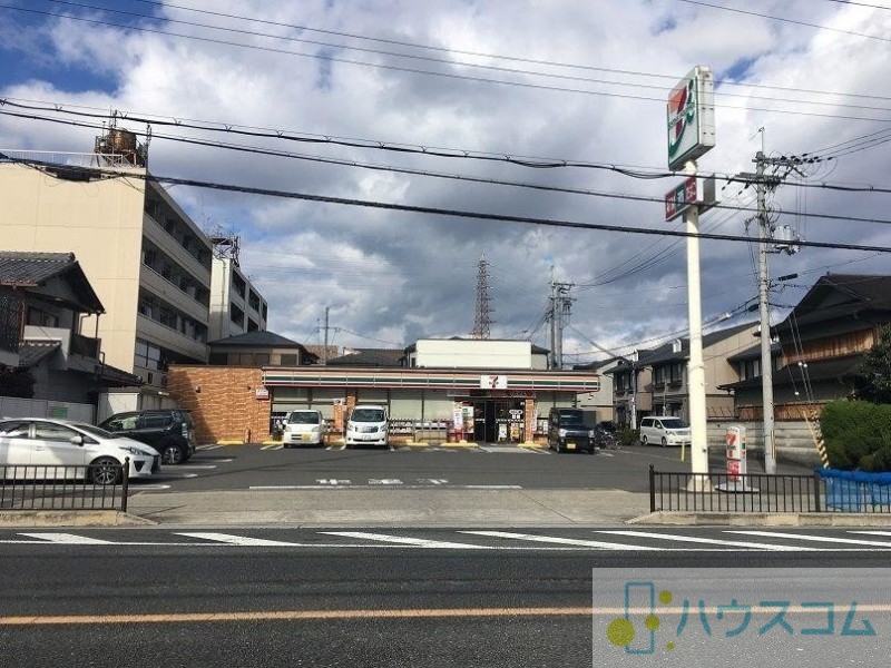 コンビニ　セブン‐イレブン 茨木五十鈴町店（コンビニ）まで129m