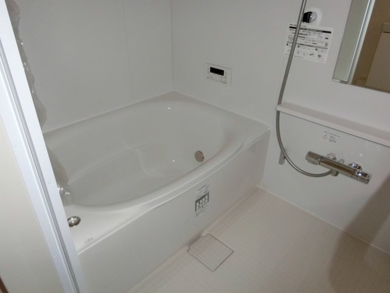 バス・シャワールーム　バスルーム・トイレの独立設計で快適な毎日
