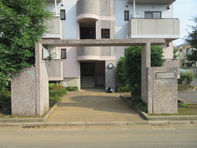 エントランス　エントランス