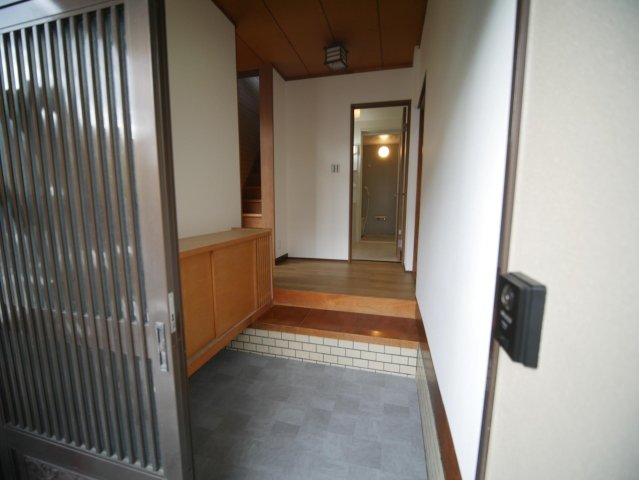玄関　玄関