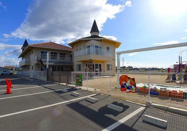 幼稚園・保育園　つくし保育園（幼稚園・保育園）まで400m