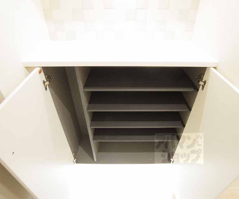 その他設備　下駄箱