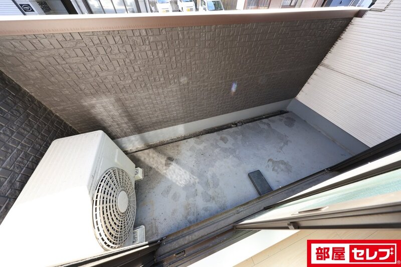 バルコニー　反転画像