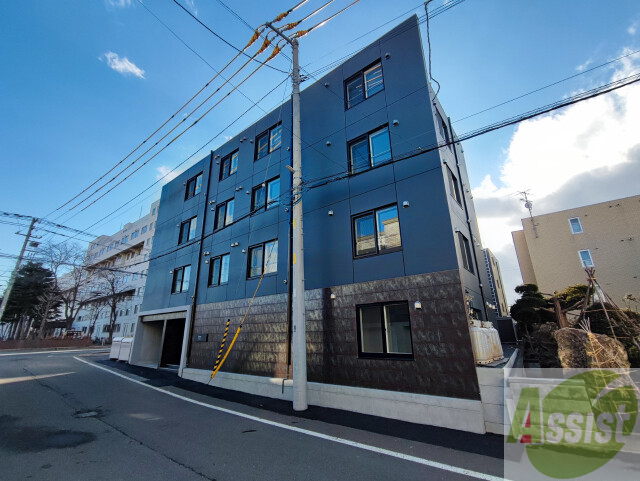 建物外観　札幌市北区新琴似五条「Ｄｅｕｘ　Ｎｏｉｒ」